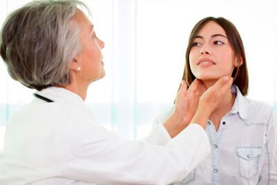 cuando consultar a un endocrinologo por tirotoxicosis