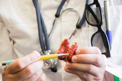 riesgos y beneficios de la terapia tiroidea para pacientes